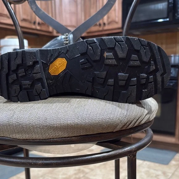 Danner Black Leather Boots with Tan Laces Quarry USA 8in steel toe Goretex 8EE - Picture 3 of 14